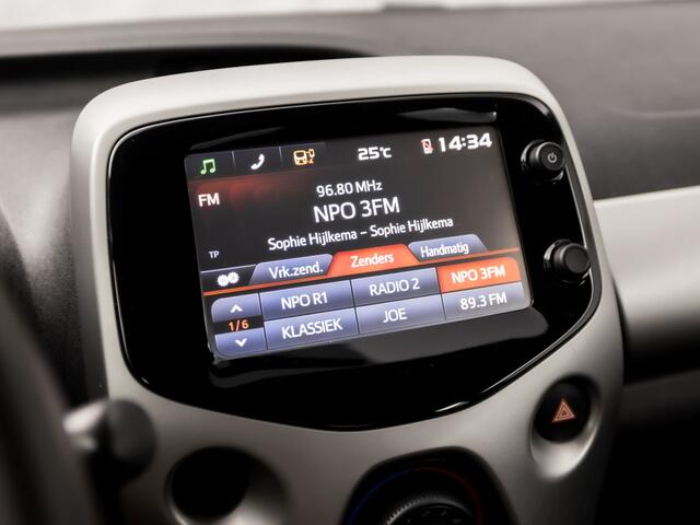 Citroen C1 1.0 e-VTi Sport (5 DEURS, SCHERM, CRUISE, BLUETOOTH, SPORTSTOELEN, NIEUWE APK, NIEUWSTAAT)