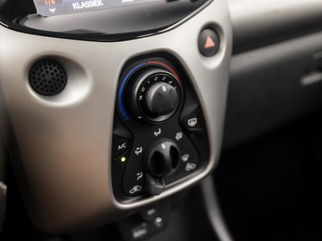 Citroen C1 1.0 e-VTi Sport (5 DEURS, SCHERM, CRUISE, BLUETOOTH, SPORTSTOELEN, NIEUWE APK, NIEUWSTAAT)