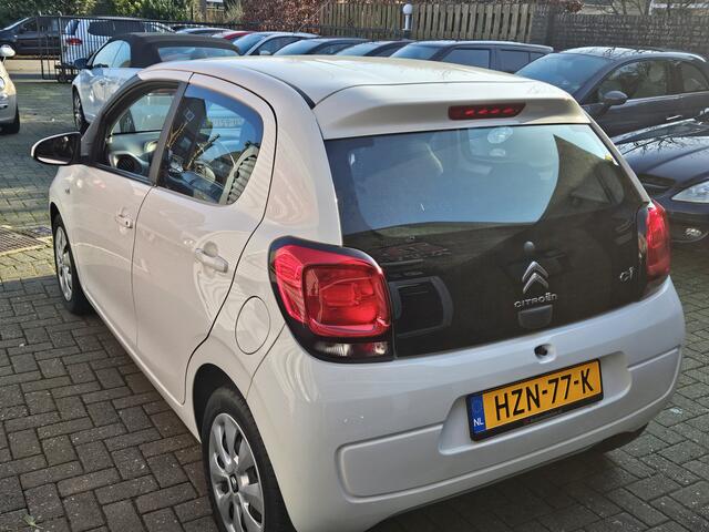 Citroen C1 1.2 PureTech Shine Citroen C1, 1.0 e-VTi shine ***AIRCO - LED DAGRIJVERLICHTING -ELECTR.RAMEN,etc,etc. ***