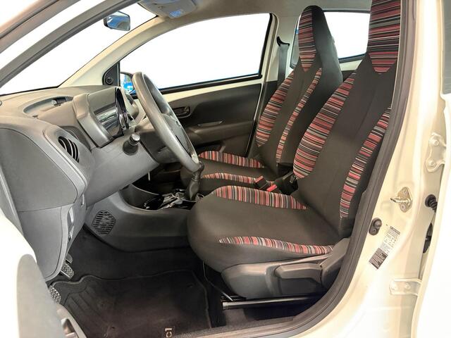 Citroen C1 5-deurs Feel 1.0 e-VTi 72pk | AIRCO | BLUETOOTH | MF-STUUR | DAB+ | ELEKTRISCH PAKKET | 100% DEALERONDERHOUDEN |