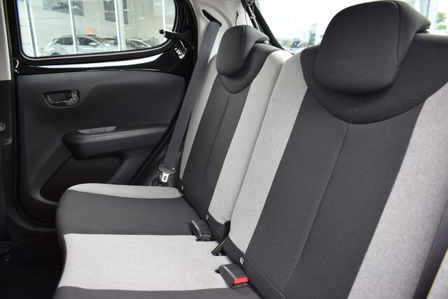 Citroen C1 1.0 VTi Shine Automaat | Carplay | Airco | Camera | Bluetooth | Radio |