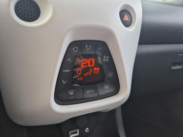 Citroen C1 1.0 VTi Shine, Climatronic! Camera! Carplay! VERWACHT!