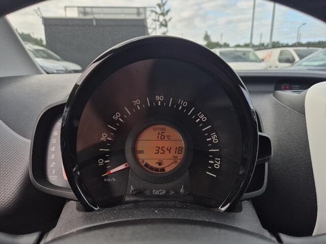 Citroen C1 1.0 VTi Shine, Climatronic! Camera! Carplay! VERWACHT!