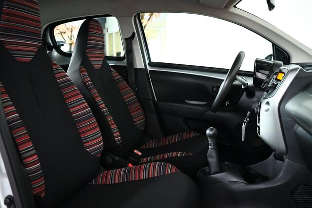 Citroen C1 1.2 PureTech Shine / Airco / Bluetooth / 5 Deurs