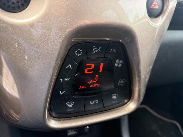 Citroen C1 1.0 VTi Origins Carplay / Leder / Clima / Cruise / Camera / Two-tone / 5-Deurs