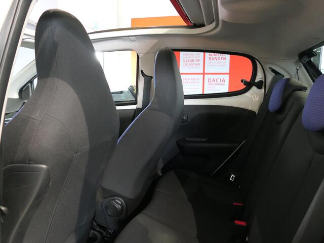 Citroen C1 1.0 VTi Airscape Urban Ride *Elektrisch schuifdak!* - Apple carplay/ Android auto - Airco - Bluetooth - Camera