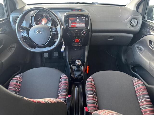 Citroen C1 5-deurs Shine 1.0 e-VTi 72pk | BLACK EDITION | CAMERA | CLIMA | APPLE CARPLAY / ANDROID AUTO | DAB+ | LM-VELGEN |