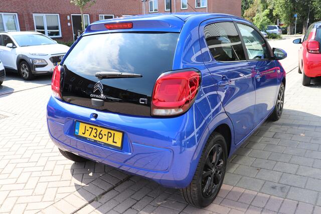 Citroen C1 1.0 VTi Shine. Scherm voor Apple Carplay/Android Auto.