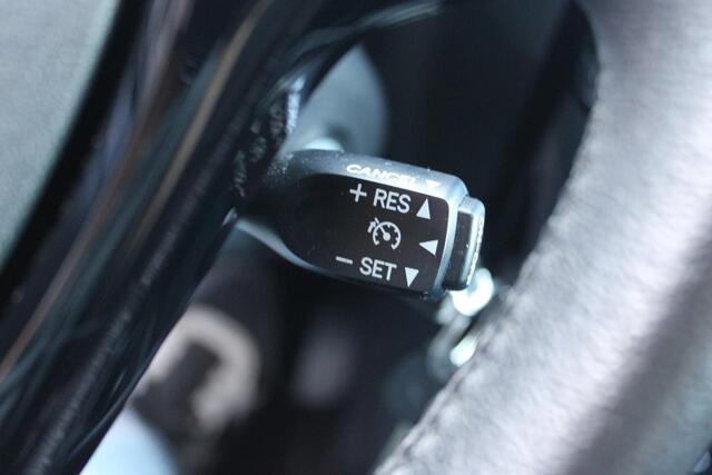 Citroen C1 1.0 VTi Shine Clima/AppleAndroid/Camera