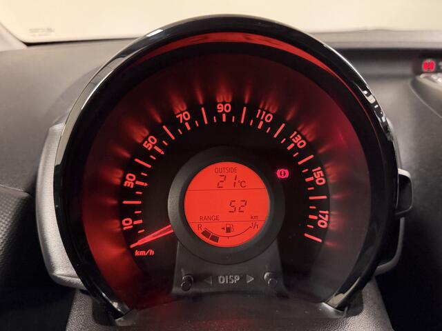 Citroen C1 1.0 VTi 5Drs Stoelverw. / Climate Cntrl / Centrale vergr. / Carplay / Navi