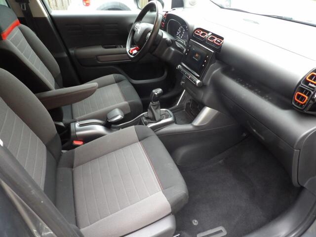 Citroen C3 1.2 executive - navigatie - camera - ecc - trekhaak