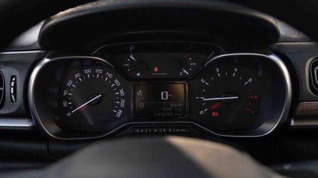 Citroen C3 1.2 PureTech Max | Apple Carplay | Lichtmetalen velgen | Navigat