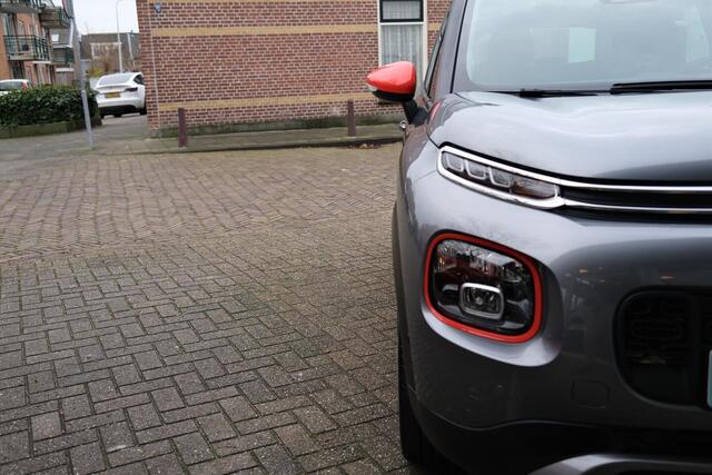 Citroen C3 Aircross PT 110 Shine Camera | Navi | Panoramisch schuif-/kanteldak