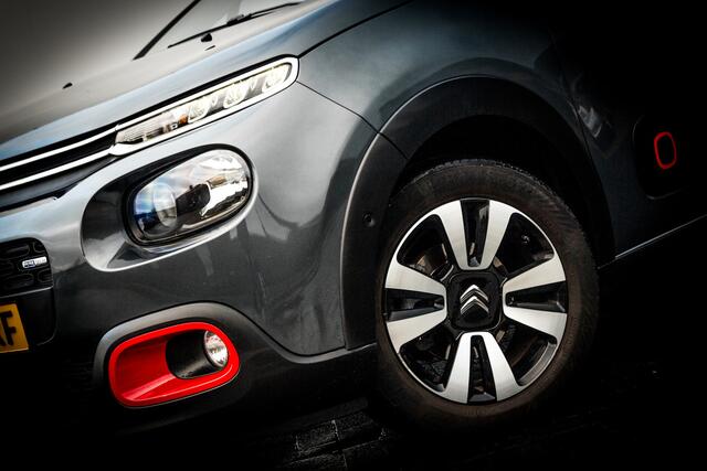 Citroen C3 1.2 110 PK S&S Shine Automaat Rijklaar. | Two Tone-kleur zwart dak | Clima | D.B Vervangen | 16 INCH LMV | CR Control |