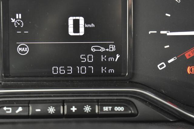 Citroen C3 PureTech 82 S&S Shine Panorama dak | Airco | 17 inch Velgen | apple carplay |