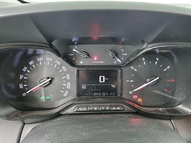Citroen C3 Aircross 1.2 PT Feel, 1e Eig! Navigatie! VERWACHT!!