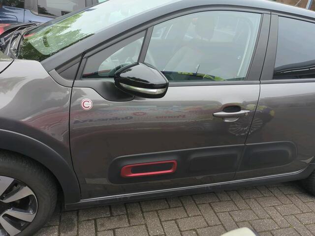 Citroen C3 1.2 PureTech C-Series Apple Carplay/Android Auto/Duo-Tone/Parkeersensoren/GEEN AFLEVERKOSTEN