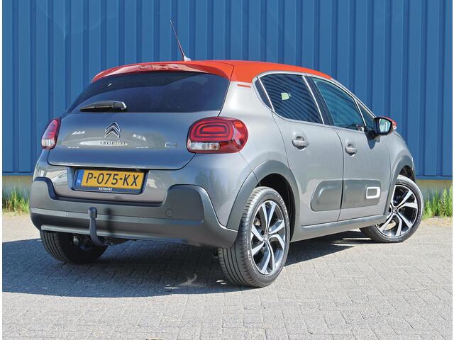 Citroen C3 1.2 110PK Shine | AppleCarPlay/AndroidAuto | Climate Control | Cruise Control | Camera | Privacy glas | Navigatie | Trekhaak | 17"LMV | Two-tone | Parkeersenoren |