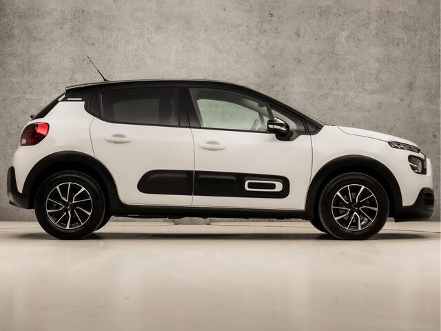 Citroen C3 1.2 PureTech Sport Automaat (APPLE CARPLAY, GROOT NAVI, CAMERA, STOELVERWARMING, GETINT GLAS, SPORTSTOELEN, CRUISE, LANE ASSIST, NIEUWE APK, NIEUWSTAAT)