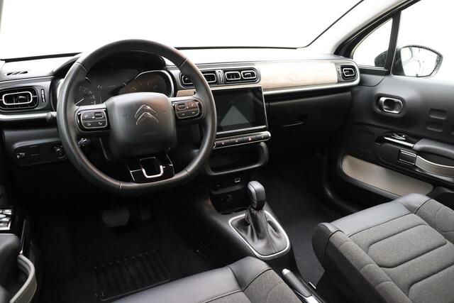 Citroen C3 1.2 PureTech Shine 110pk Automaat | Navigatie | Climate Control | Camera | Cruise control | Lichtmetalen Velgen