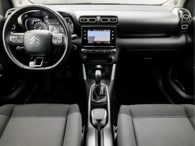 Citroen C3 Aircross 1.2 PureTech Feel Sport (APPLE CARPLAY, NAVIGATIE, CLIMATE, GETINT GLAS, SPORTSTOELEN, LANE ASSIST, CRUISE, PARKEERSENSOREN, NIEUWSTAAT)
