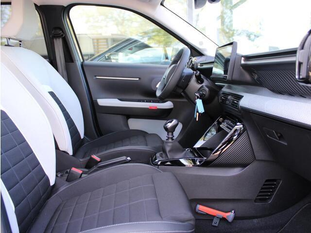 Citroen C3 1.2 Turbo 100pk Max | Navi / Camera / Climate