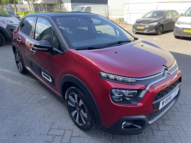 Citroen C3 82pk Max (Camera - Keyless Entry - LED - Automatische Airco - Navigatie - Apple Carplay - Parkeersensoren)