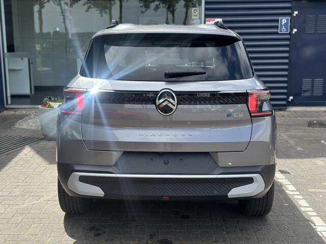 Citroen C3 Ë-C3 Aircross Max 113pk 44 kWh | Comfort stoelen | Adaptive vering | Draadloze telefoonlader | Parkeercamera/-sensoren | Navigatie | Climate Control | Apple Carplay/Android Auto | Full LED | Lichtmetalen velgen |