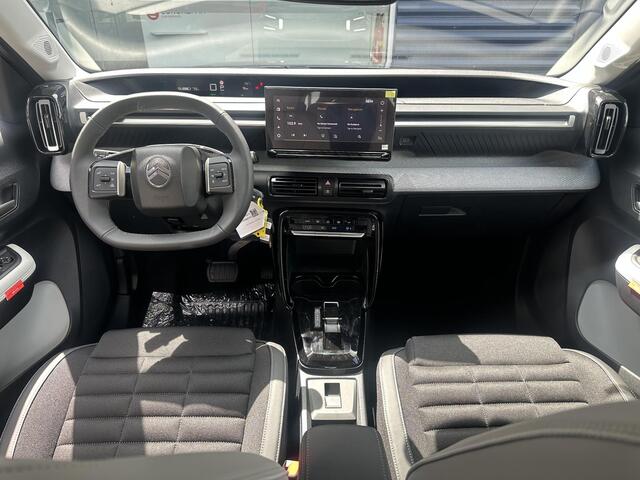 Citroen C3 Ë-C3 Aircross Max 113pk 44 kWh | Comfort stoelen | Adaptive vering | Draadloze telefoonlader | Parkeercamera/-sensoren | Navigatie | Climate Control | Apple Carplay/Android Auto | Full LED | Lichtmetalen velgen |