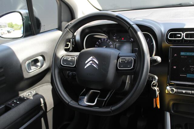Citroen C3 Aircross 1.2 PureTech Feel | incl. 12 maanden garantie | Trekhaak | Cruise control | Airco | Lane assist | Bluetooth | Parkeersensoren achter | Verkeersbord detectie | Distributieriem is recent vervangen | Complete onderhoudshistorie aanwezig |