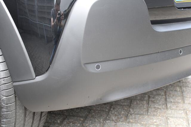 Citroen C3 1.2 PureTech Max 110pk, Automaat, Keyless Entry/Start, Airco, DAB, CruiseControl
