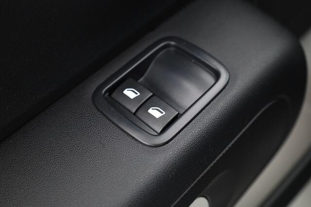 Citroen C3 1.2 PureTech Feel | Cruise | LED | Airco | CarPlay | 16"