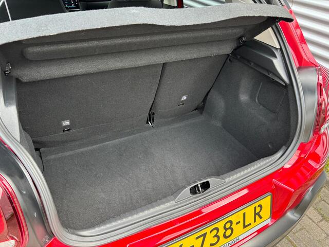 Citroen C3 1.2 PureTech Feel | Clima | Cruise | Navigatie | Privacy glas | 1e Eigenaar | RIJKLAARPRIJS INCL 12 MAANDEN GARANTIE EN BEURT