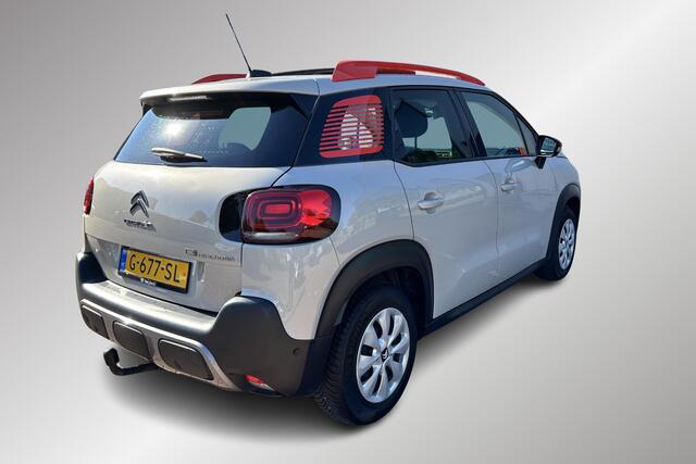 Citroen C3 Aircross 1.2 PureTech S&S Shine Schuif/ kanteldak ,Trekhaak,Stoelverwarming,Apple Carplay Android Auto