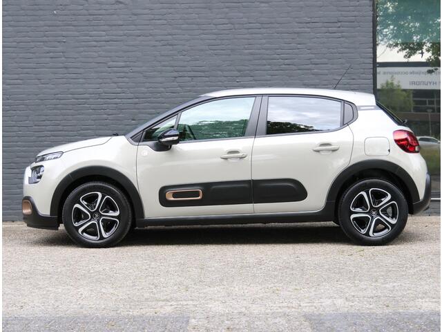 Citroen C3 1.2 85PK C-Series | Apple Carplay/Android Auto | LED Koplampen | Climate Control | Cruise Control | Mistlampen Voor | Start/Stop Systeem | Buitenspiegels Elektrisch Verstel -en Verwarmbaar | Privacy Glass |