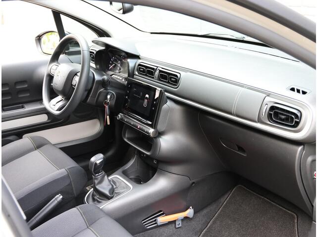 Citroen C3 1.2 85PK C-Series | Apple Carplay/Android Auto | LED Koplampen | Climate Control | Cruise Control | Mistlampen Voor | Start/Stop Systeem | Buitenspiegels Elektrisch Verstel -en Verwarmbaar | Privacy Glass |