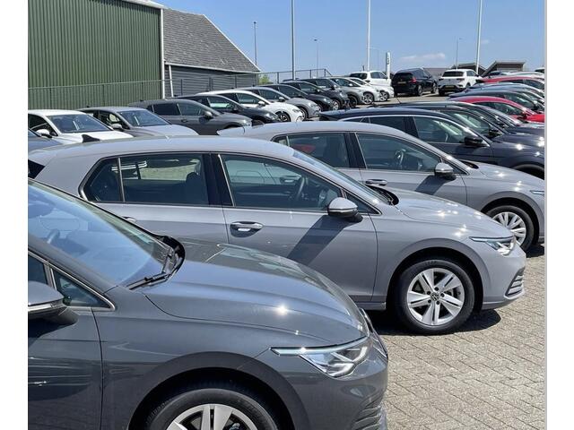 Citroen C3 Aircross 1.2 PureTech S&S Shine, Trekhaak, Stoelverwarming, Navigatie