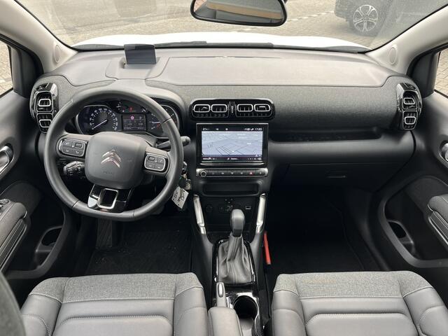 Citroen C3 1.2 PT S&S Shine Automaat | Trekhaak | stoel en voorruitverwarmi