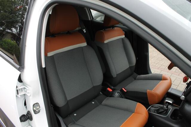 Citroen C3 1.2 Pure Tech S en S Shine Automaat