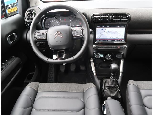 Citroen C3 Aircross 1.2 Benzine 110 Pk * Luxe Uitvoering * * Zwart Dak * Navigatie * Keyless Entry & Start Button * L.M. Velgen * DAB Radio * Climate & Cruise Control * Vingerhoets; Vierde Generatie Eersteklas Service !