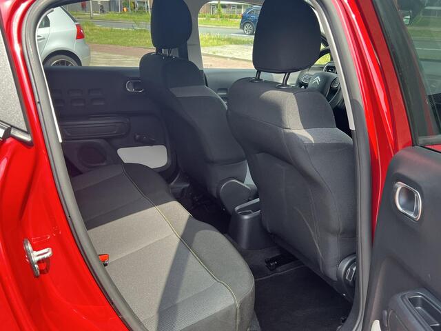 Citroen C3 1.2 PureTech Feel Edition Navi/Parkeersensoren/Duo-Tone/Donker glas/GEEN AFLEVERKOSTEN