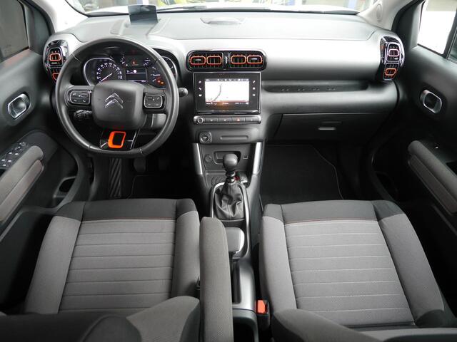 Citroen C3 Aircross 1.2 PureTech S&S Shine | Head up display | Navigatie | Parkeersensoren v+a | Achteruitrijcamera | Keyless entry en start | Parkeer assistent | Climate control | Cruise control