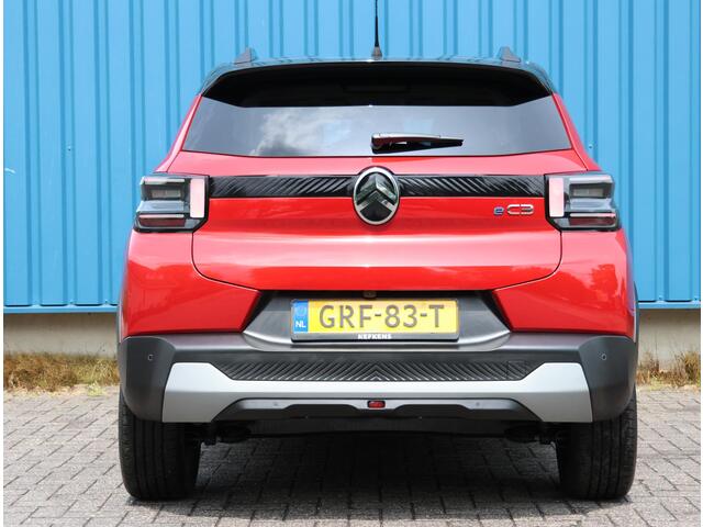 Citroen C3 Ë-C3 Max 113PK 44 kWh | AppleCarplay/AndroidAuto | Elixer Red | Navigatie | 11KW Boordlader | Camera | Cruise Control | Climate Control | FULL LED | Parkersensoren |