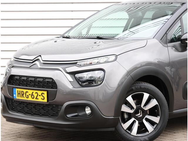 Citroen C3 1.2 85PK Shine | AppleCarPlay/AndroidAuto | Cruise Control | Climate Control | LED | Privacy glas | 16" LMV | Parkeersensoren | Two-tone | Isofix | Stoelverwarming |