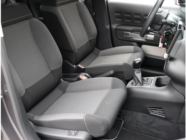 Citroen C3 1.2 85PK Shine | AppleCarPlay/AndroidAuto | Cruise Control | Climate Control | LED | Privacy glas | 16" LMV | Parkeersensoren | Two-tone | Isofix | Stoelverwarming |