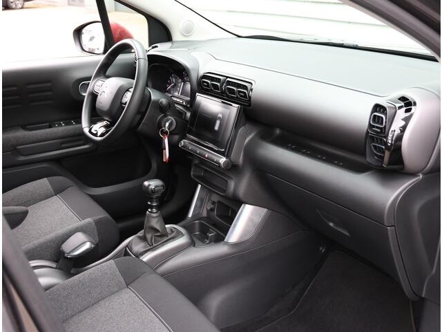 Citroen C3 Aircross 1.2 110PK S&S C-Series | Navigatie | Climate Control | Cruise Control | Bluetooth | LED Dagrijverlichting | Lederen Stuurwiel | Buitenspiegels Elektrisch Verstel -en Verwarmbaar | Apple Carplay/AndroidAuto |