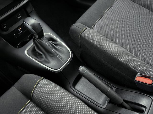 Citroen C3 110pk Automaat Shine | Rijklaar | Navigatie | Lichtmetalen velgen | Parkeersensor |
