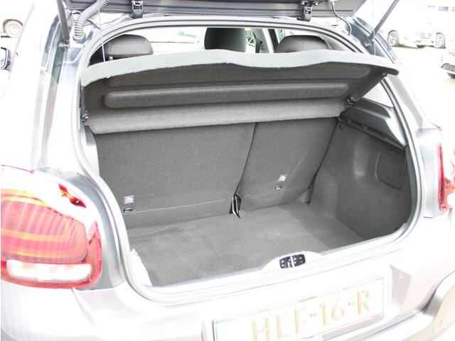 Citroen C3 1.2 PureTech S&S Shine 110 PK / Navigatie / Camera