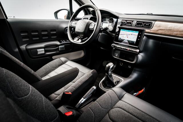 Citroen C3 1.2 PureTech Max RIJKLAAR INCL FABR GARANTIE 29-03-2026 | Two Tone-kleur zwart dak | Clima | 16'' LMV | Camera | Navi | PDC V/A |