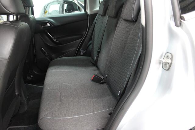 Citroen C3 1.2 PureTech Business NAP, Cruise control, Navi, Isofix